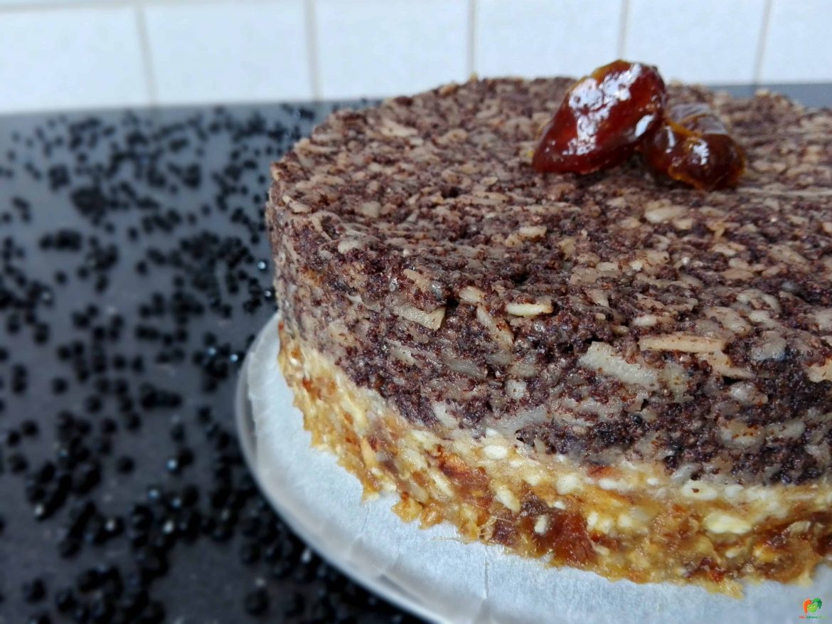 Raw maková torta