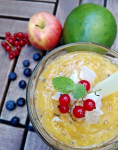 Letné, ovocné smoothie
