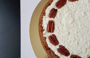 Mrkvová torta s orieškovým krémom