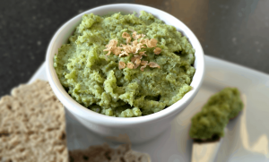Vegan brokolicová pomazánka